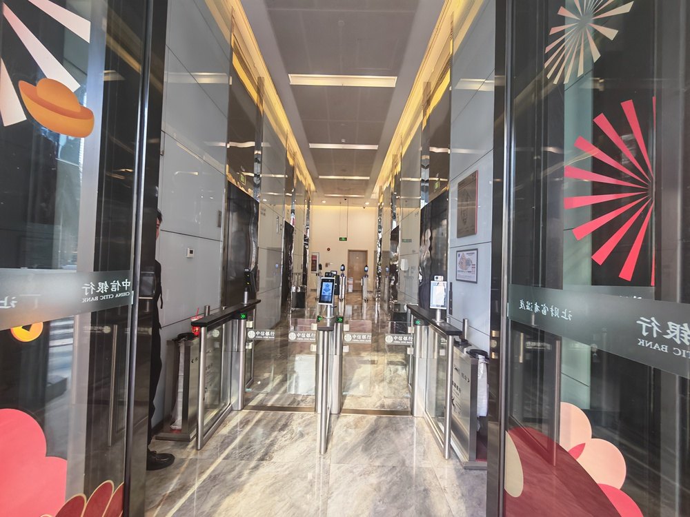 电梯厅1